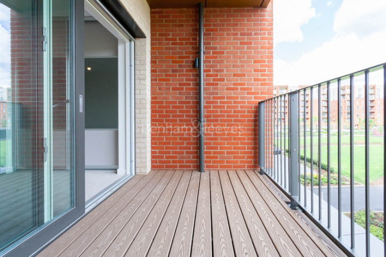 2  bedrooms flat to rent in Thunrey Close, Colindale, NW9-image 13