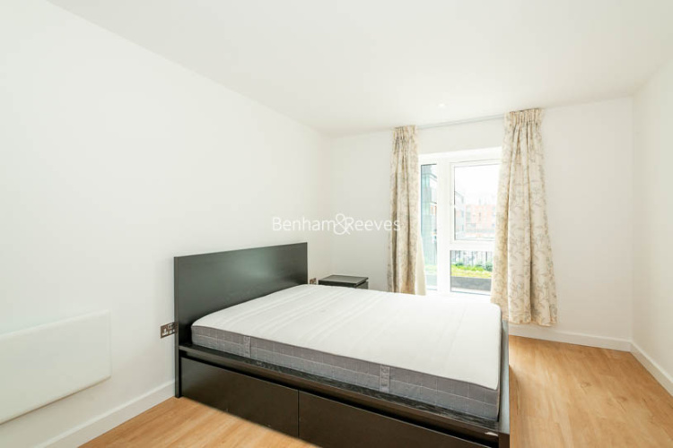 2  bedrooms flat to rent in Aerodrome Road, Colindale, NW9-image 4