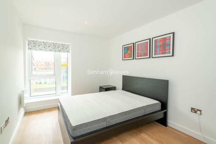 2  bedrooms flat to rent in Aerodrome Road, Colindale, NW9-image 5