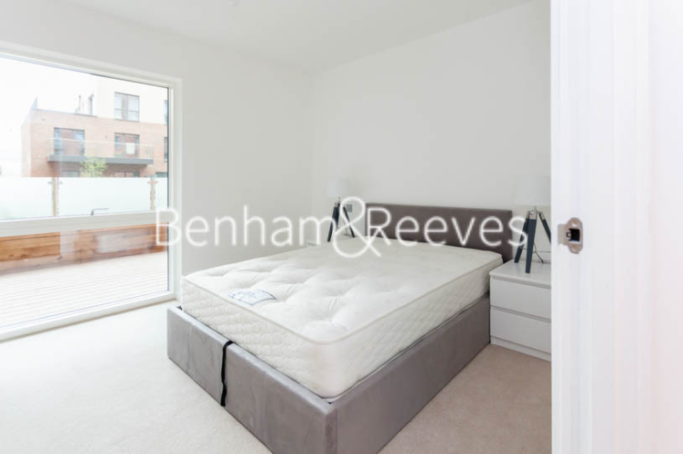 2 bedrooms flat to rent in Thonrey Close, Colindale, NW9-image 8