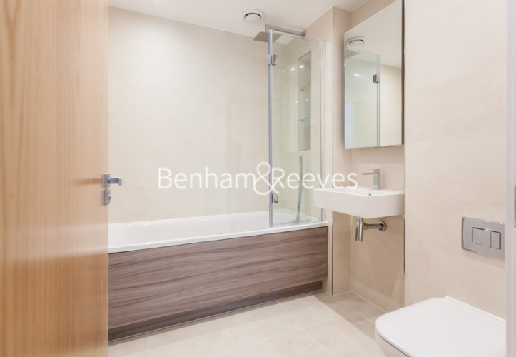 4  bedrooms flat to rent in Thonrey Close, Colindale, NW9-image 4