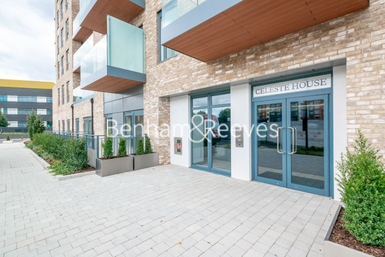 2  bedrooms flat to rent in Caversham Road, Colindale, NW9-image 13