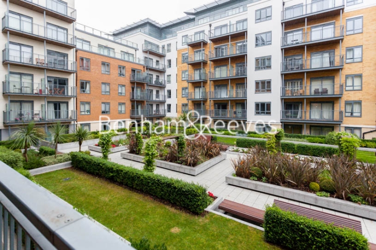 1 bedroom flat to rent in Aerodrome Road, Colindale, NW9-image 2