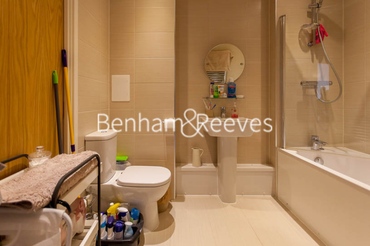 1  bedroom flat to rent in Observer Close, Colindale, NW9-image 4