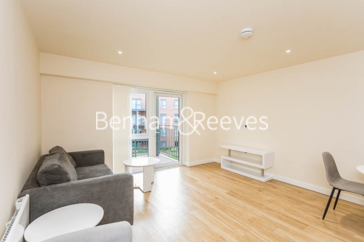 2  bedrooms flat to rent in Beaufort Square, Colindale, NW9-image 1