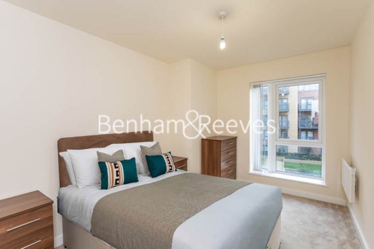 2 bedrooms flat to rent in Beaufort Square, Colindale, NW9-image 3