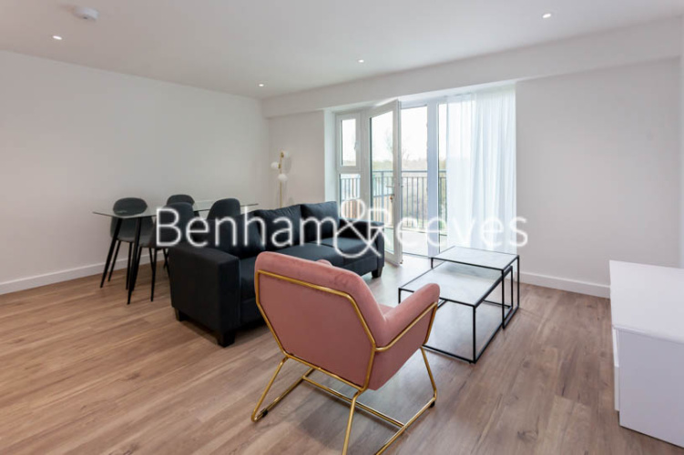 1  bedroom flat to rent in Beaufort Square, Colindale, NW9-image 1