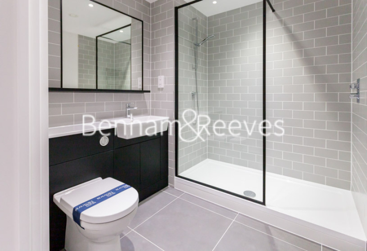 1 bedroom(s) flat to rent in Beaufort Square, Colindale, NW9-image 4