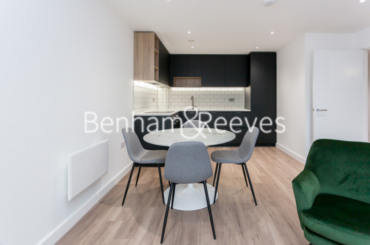 1 bedroom flat to rent in Beaufort Square, Colindale, NW9-image 7