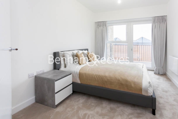 2 bedrooms flat to rent in Beaufort Square, Colindale , NW9-image 10