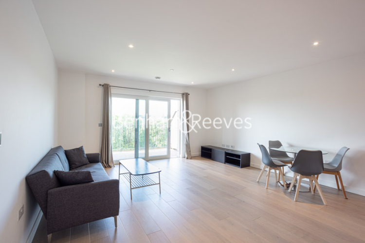 2 bedrooms flat to rent in Thonrey Close, Colindale, NW9-image 1