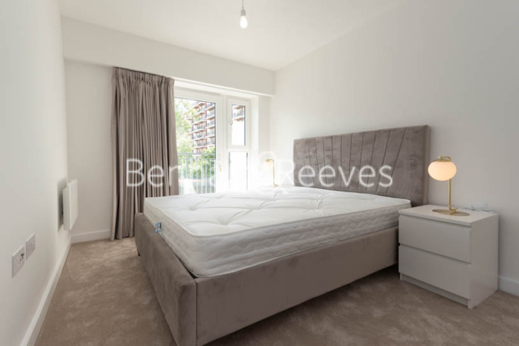 1 bedroom flat to rent in Beaufort Square, Colindale, NW9-image 3