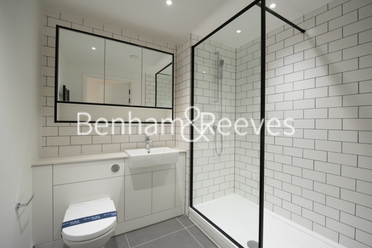 1  bedroom flat to rent in Fairbank House, Beaufort Square, NW9-image 5