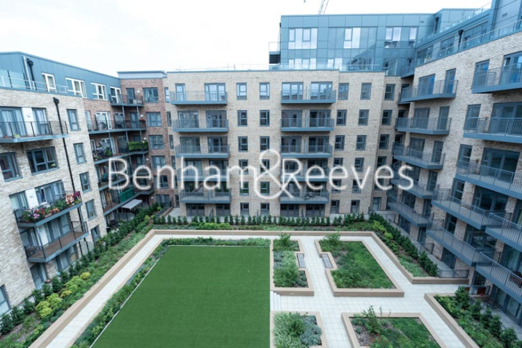 1  bedroom flat to rent in Fairbank House, Beaufort Square, NW9-image 7