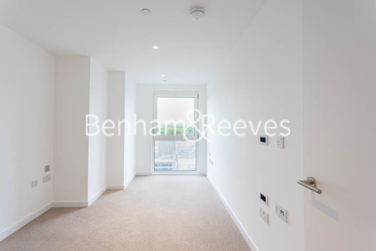 2  bedrooms flat to rent in Capitol Way, Colindale, NW9-image 7
