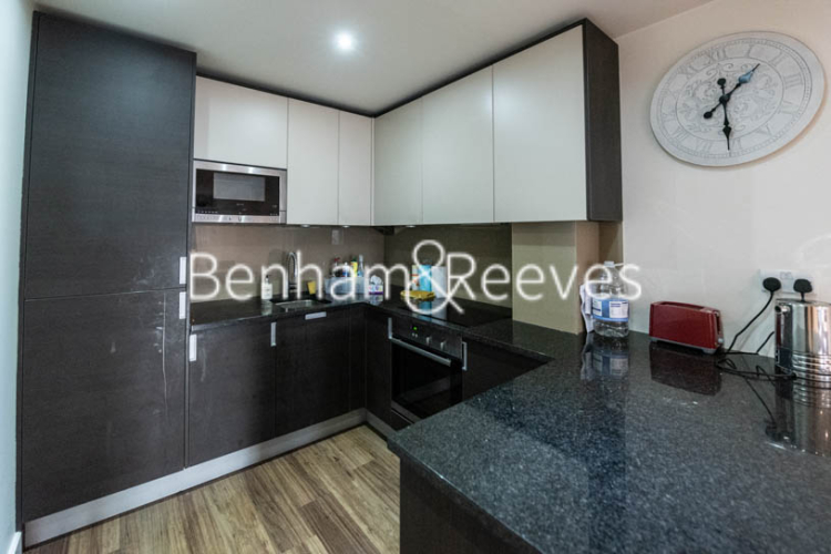 1  bedroom flat to rent in Boulevard Drive, Colindale, NW9-image 2