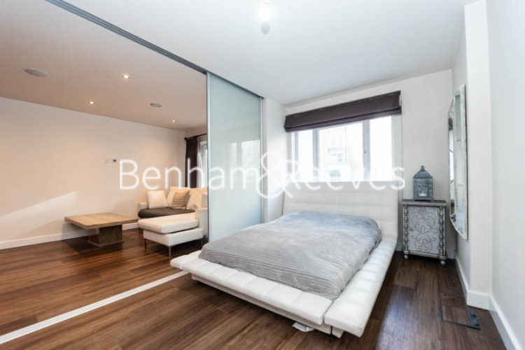 1 bedroom(s) flat to rent in Boulevard Drive, Colindale, NW9-image 3