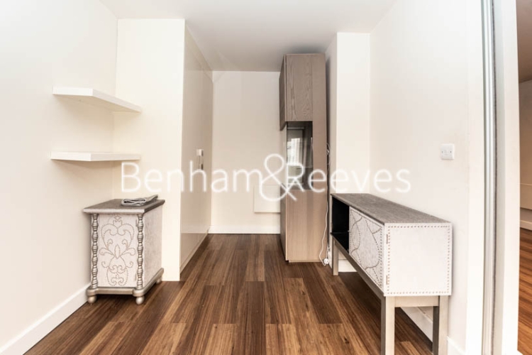 1 bedroom(s) flat to rent in Boulevard Drive, Colindale, NW9-image 8