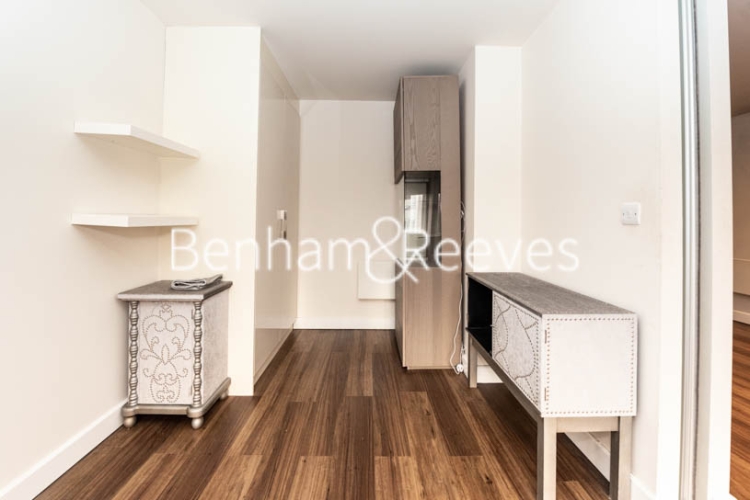 1  bedroom flat to rent in Boulevard Drive, Colindale, NW9-image 8