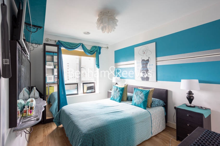 2  bedrooms flat to rent in East Drive, Colindale, NW9-image 3