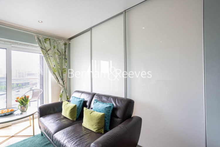 2  bedrooms flat to rent in East Drive, Colindale, NW9-image 7