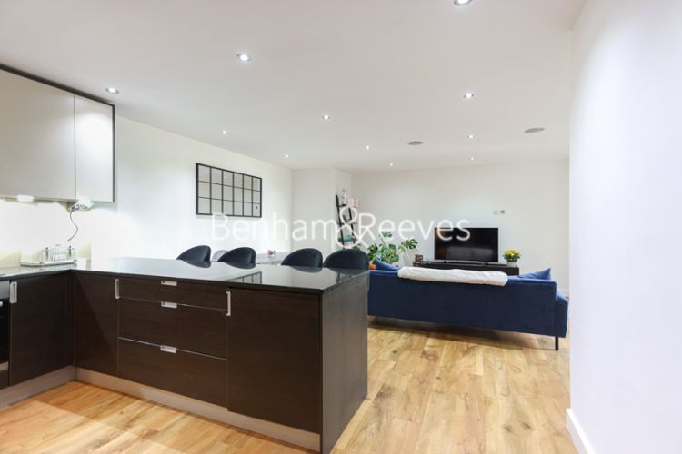 2  bedrooms flat to rent in Aerodrome Road, Beaufort Park, NW9-image 7