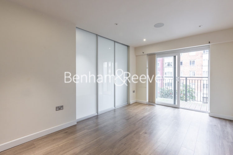 1 bedroom flat to rent in Boulevard Drive, Beaufort Park, NW9-image 1