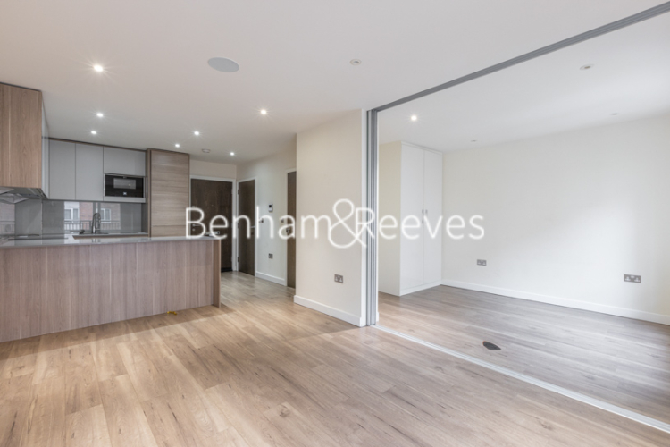 1 bedroom flat to rent in Boulevard Drive, Beaufort Park, NW9-image 3