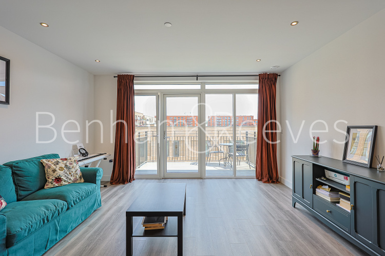 2  bedrooms flat to rent in Colindale Gardens, Beaufort Park, NW9-image 13