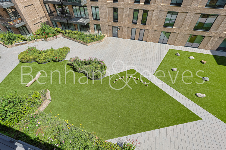 2  bedrooms flat to rent in Colindale Gardens, Beaufort Park, NW9-image 19