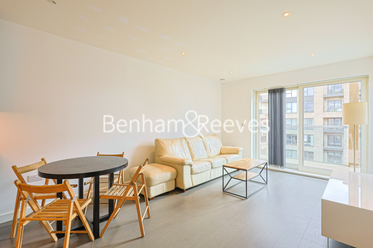 2  bedrooms flat to rent in Lismore Boulevard, Colindale, NW9-image 1