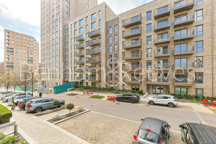 2  bedrooms flat to rent in Empire House, Colindale, NW9-image 11