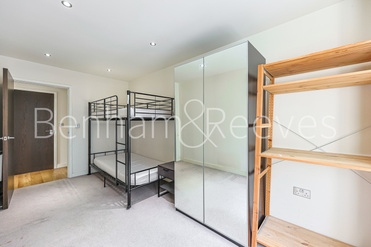 2  bedrooms flat to rent in Empire House, Colindale, NW9-image 15