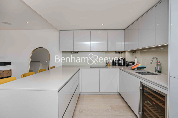 3  bedrooms flat to rent in Boulevard Drive, Colindale, NW9-image 2