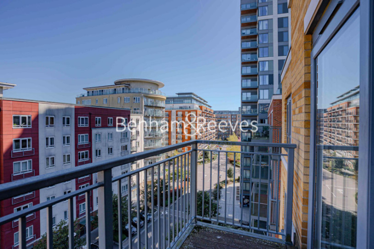 3  bedrooms flat to rent in Boulevard Drive, Colindale, NW9-image 5