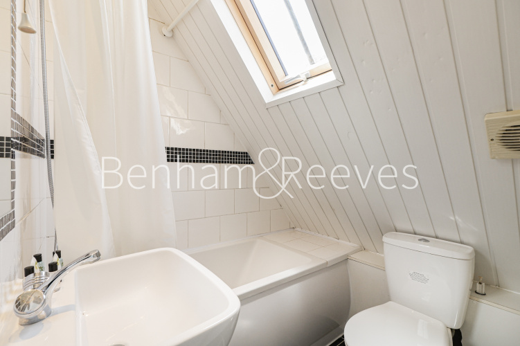 3  bedrooms flat to rent in The Burroughs, Colindal, NW4-image 4