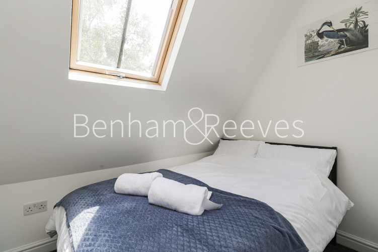 3  bedrooms flat to rent in The Burroughs, Colindal, NW4-image 16
