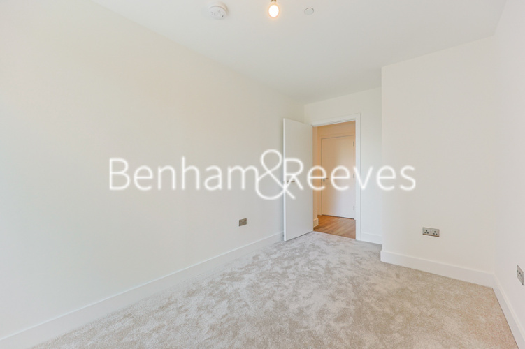 2  bedrooms flat to rent in Sanday Drive, Colindale Gardens, NW9-image 14
