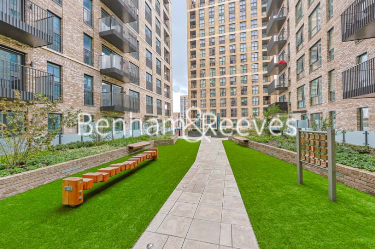 2  bedrooms flat to rent in Sanday Drive, Colindale Gardens, NW9-image 19