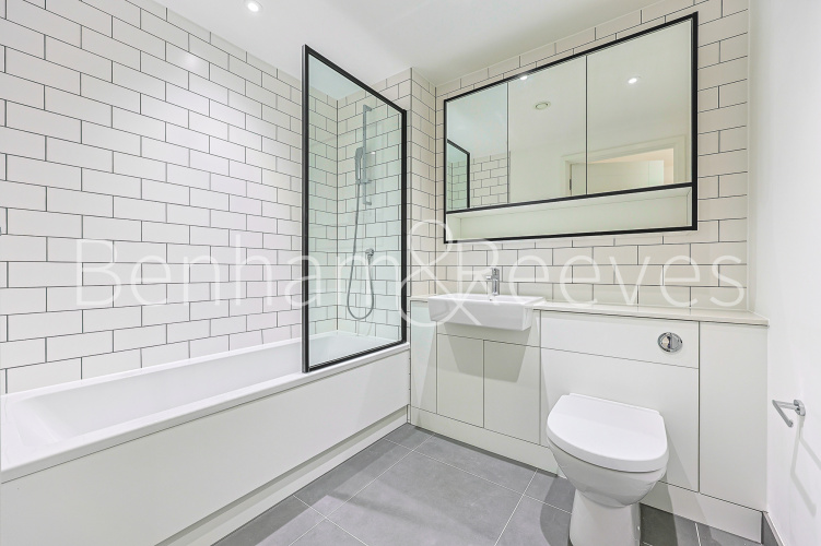 2  bedrooms flat to rent in Fairbank House, Beaufort Square, NW9-image 11