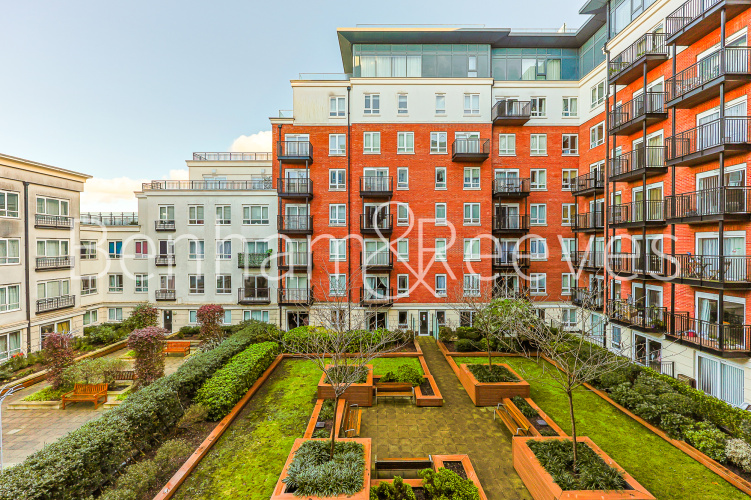 2  bedrooms flat to rent in Beaufort Square, Beaufort Park, NW9-image 7