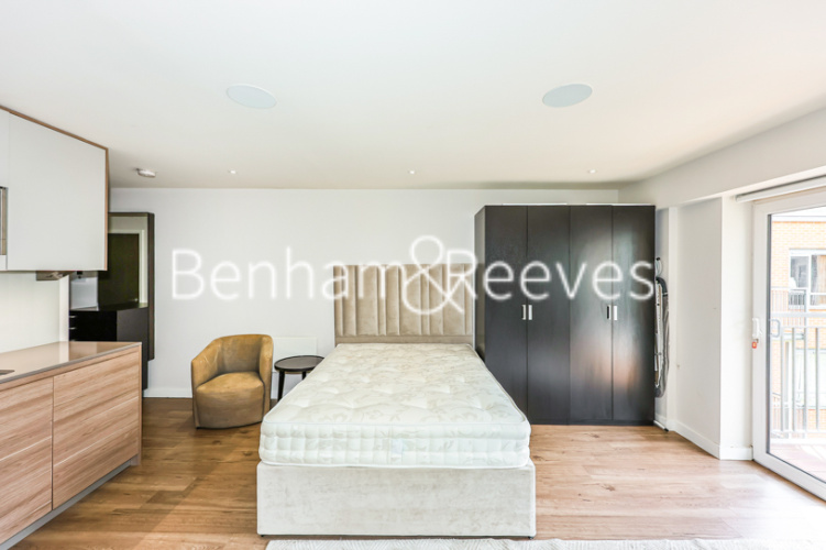 Studio flat to rent in Aerodrome Road, East Drive, NW9-image 8