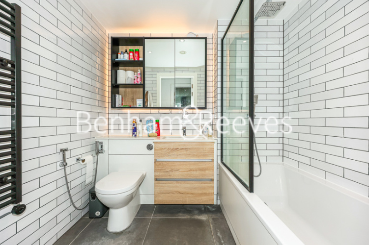 3 bedrooms  for sale in Beaufort Square, Beaufort Park, NW9 view 4