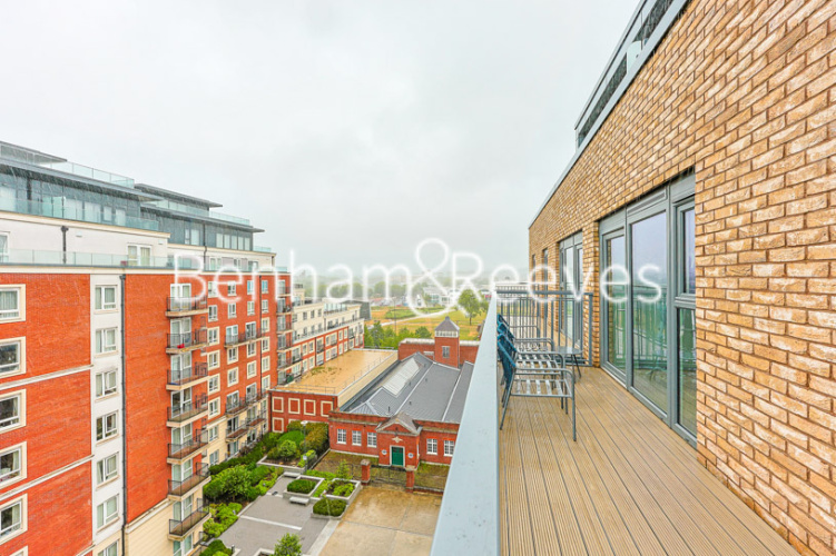 3 bedrooms  for sale in Beaufort Square, Beaufort Park, NW9 view 10