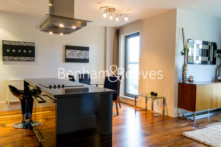 2  bedrooms flat to rent in Theobalds Road, Bloomsbury, WC1-image 1