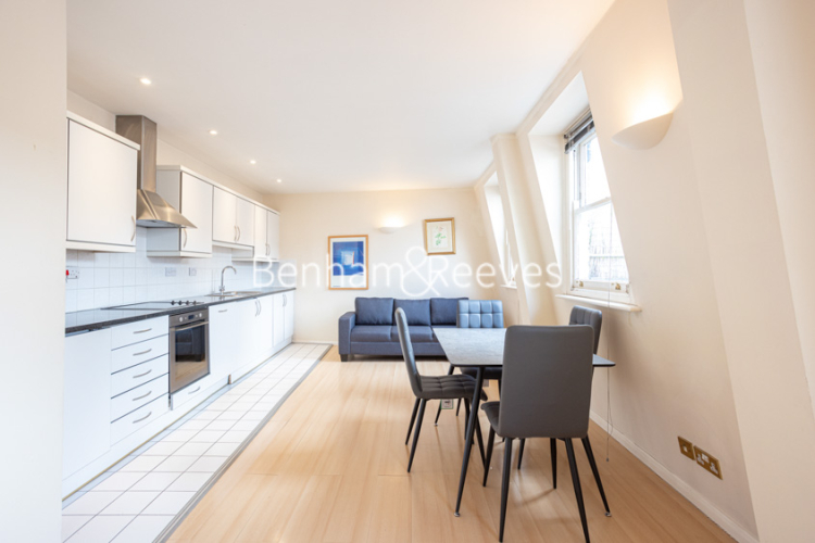 1  bedroom flat to rent in West Smithfield, City, EC1A-image 1