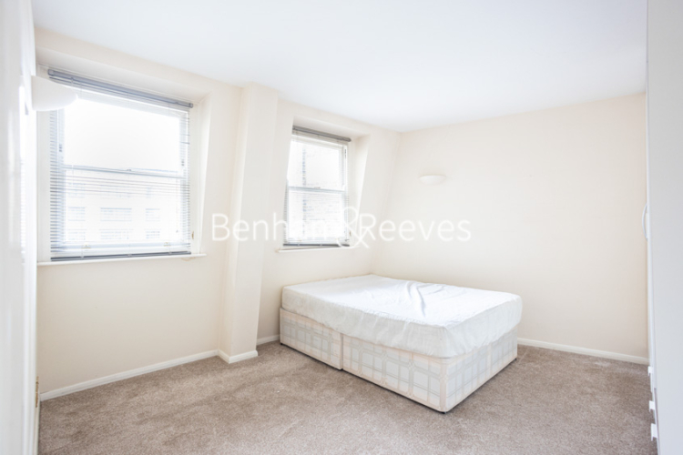 1  bedroom flat to rent in West Smithfield, City, EC1A-image 4