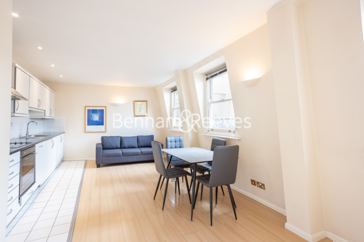 1 bedroom flat to rent in West Smithfield, City, EC1A-image 11