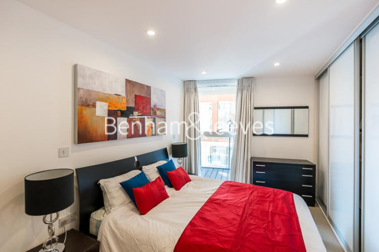 2  bedrooms flat to rent in Dance Square, City, EC1V-image 7