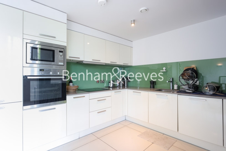 2 bedroom(s) flat to rent in Arthaus Apartments, Richmond Road, E8-image 2